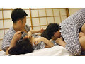 温泉宿の夜。集団のみ会、一人消え、二人消え、残された4人！スマホから流出、素人男女がそうなっていく瞬間。じっくり乱交がグッときます！