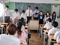 この学校だけの伝統行事！それは童貞処女卒業式！生徒はSEX未経験のまま進学、就職できません！さらに性教育の一環として経験者にも先生がSEXを指導！？ついに卒業式が始まると、教室内は男子女子が絡み合う熱狂の渦！汗と精液が飛び散りながら生徒たちは…