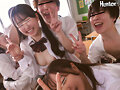 この学校だけの伝統行事！それは童貞処女卒業式！生徒はSEX未経験のまま進学、就職できません！さらに性教育の一環として経験者にも先生がSEXを指導！？ついに卒業式が始まると、教室内は男子女子が絡み合う熱狂の渦！汗と精液が飛び散りながら生徒たちは…