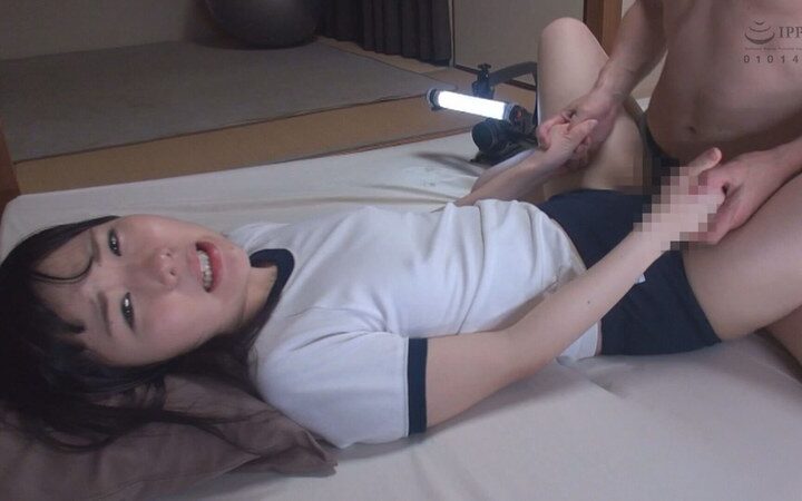涼花くるみ 体育着にザーメンぶっかけSEX