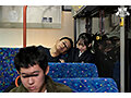 大量ぶっかけ路上凌● 痴●バスに計画乗車させられた美顔J〇が精液ぐちゃドロ羞恥下校